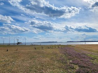509 Dances Bay Rd, Elizabeth City, NC 27909