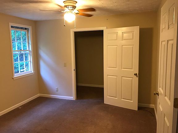 Bedroom/closet