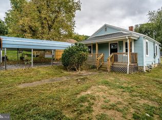 230 E 39th St, Buena Vista, VA 24416