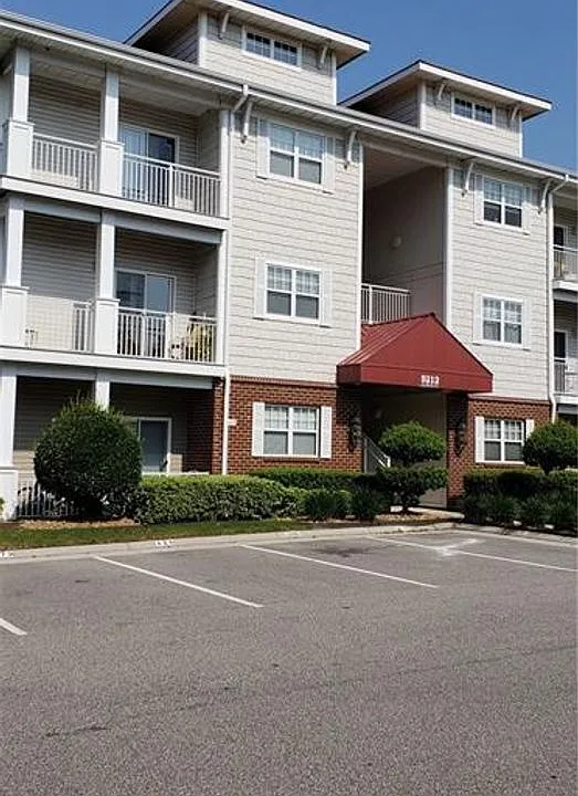 5212 Nuthall Dr #105-1