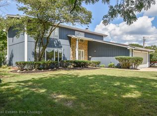 114 Lamont Pkwy, Bartlett, IL 60103