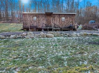 10899 Eastland Rd, Delevan, NY 14042