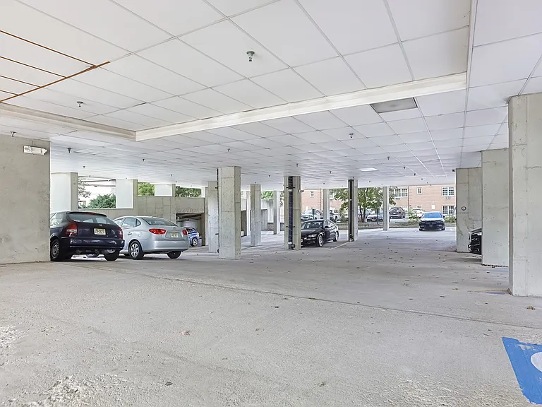 850 Main St #102/1B — Photo 10
