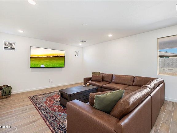 2nd image of 17402 W LUPINE Avenue