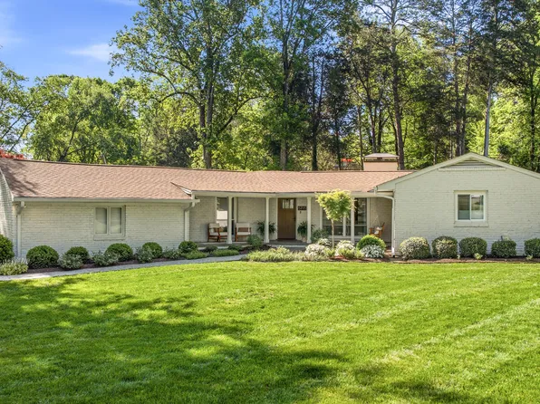 5715 Crestwood Dr, Knoxville, TN 37914