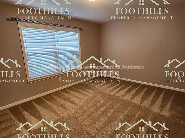 1027 Whirlaway Cir — Photo 11