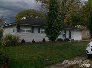 203 David St, Elsberry, MO 63343