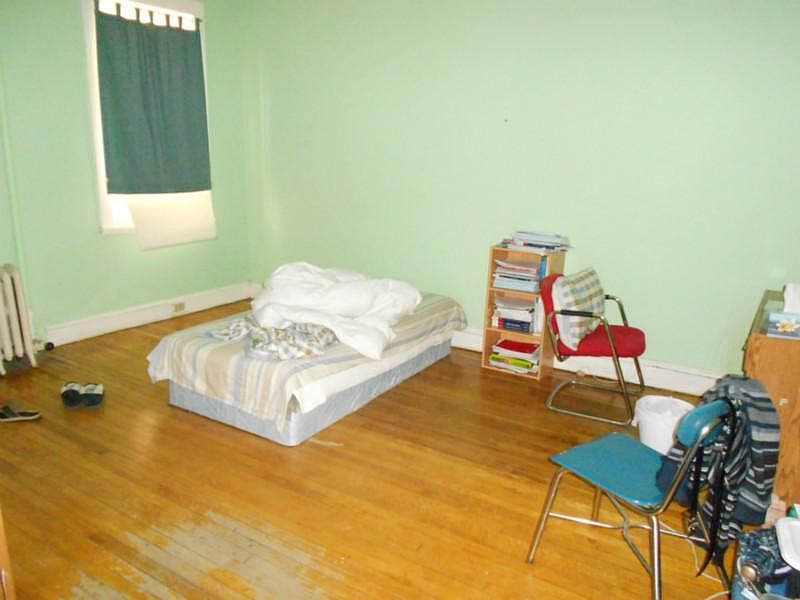 2nd image of 228 Kelton St #20MFBF