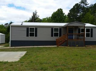 289 Oak Valley Rd, Toccoa, GA 30577