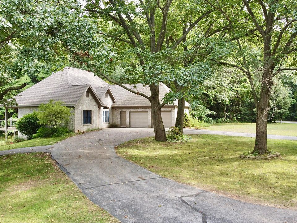 808 Point O Woods Dr, Benton Harbor, MI 49022 Zillow