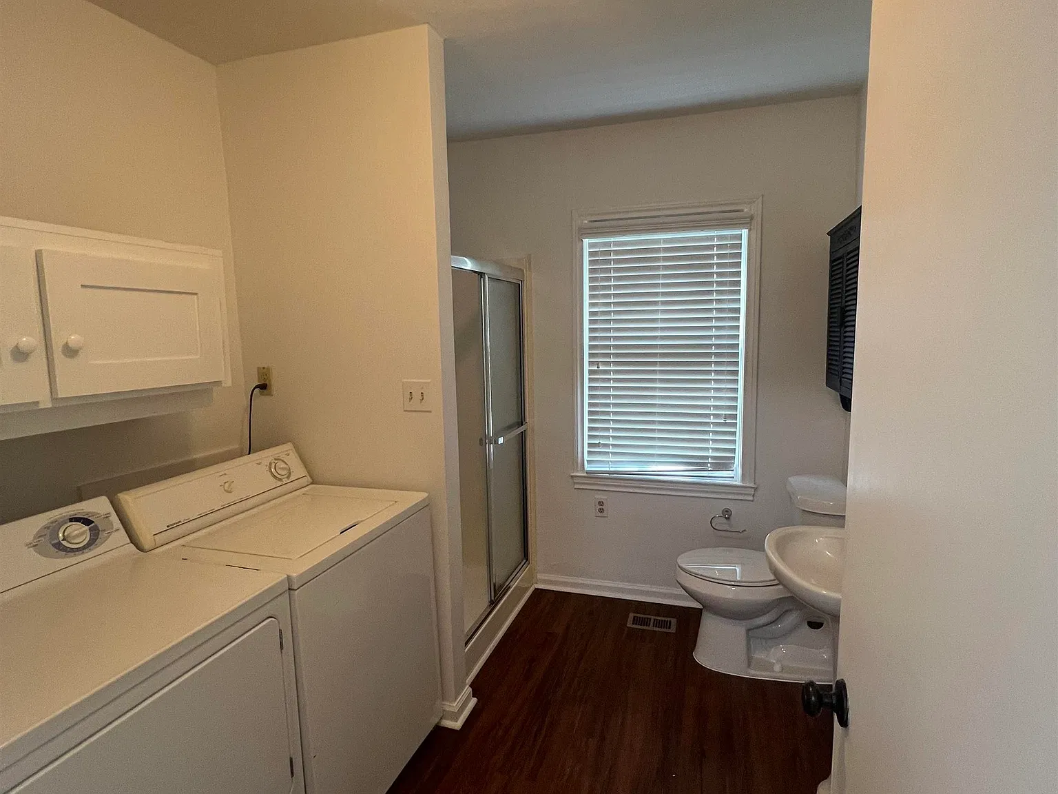 3 bed, 1168 sqft, $2,250 — Photo 3