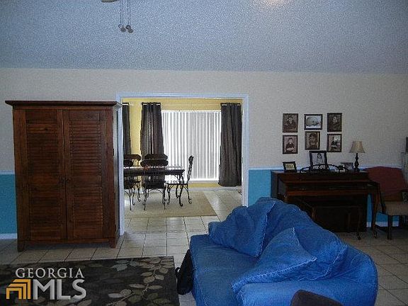 3rd image of 102 Fairway Dr