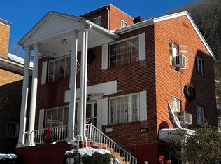 222 Summers St, Welch, WV 24801