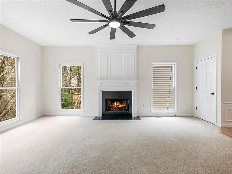 10100 Barston Ct — Photo 4