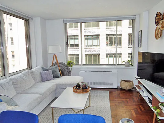 Rented by Boulevard Residentials | media 9