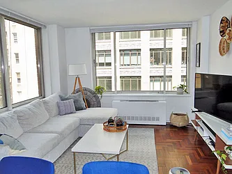 Rented by Boulevard Residentials