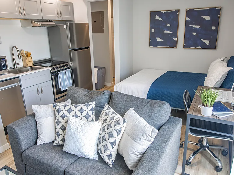 509 E White St #17 — Photo 12