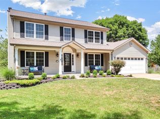 62 Walnut Point Ct, Saint Charles, MO