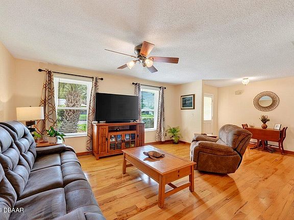 5th image of 1114 Parkside Dr