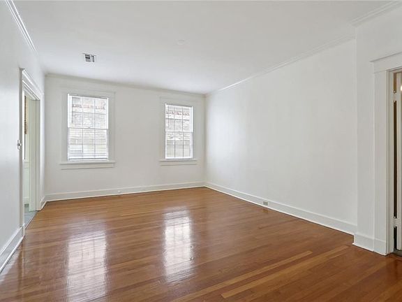 4th image of 1447 Webster St
