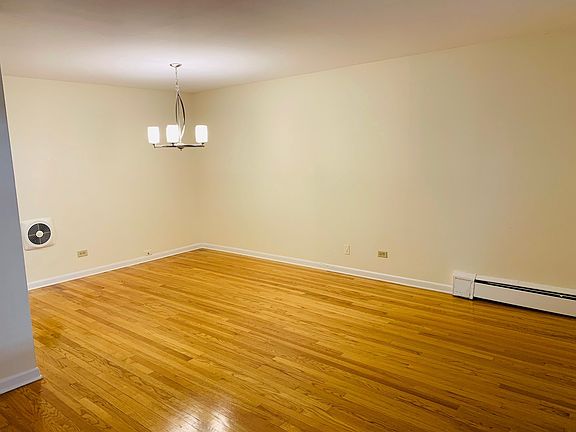 3rd image of 603 W Park Ave APT 102
