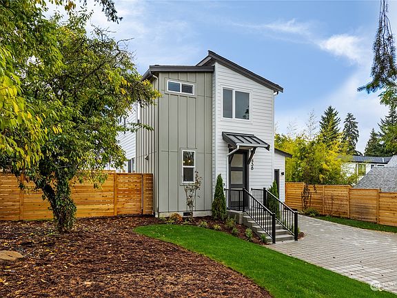 2nd image of 438 10th Avenue