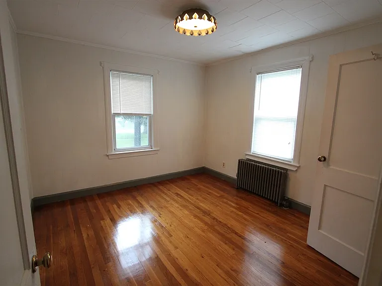 23 Saxon St #23 — Photo 13