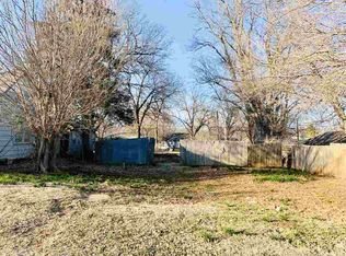 909 Fir St, Perry, OK 73077