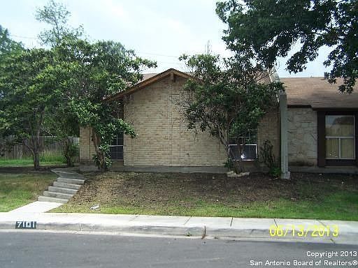 1st image of 7101 Swinford