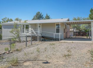 20829 E Prickly Pear Dr, Mayer, AZ 86333