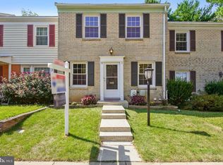 12 Landsend Dr, Gaithersburg, MD 20878
