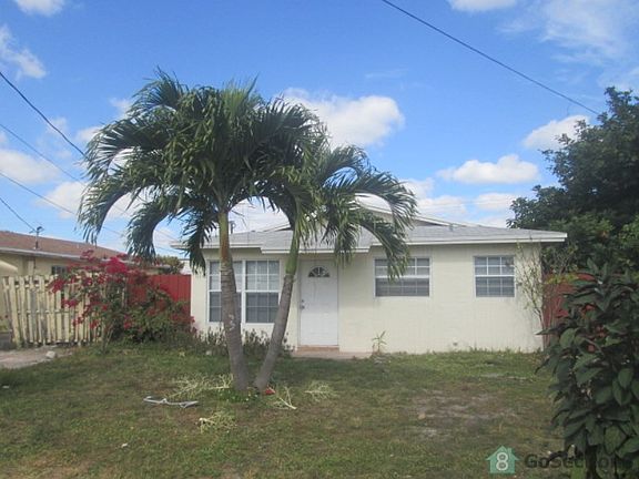 2nd image of 3001 NW 26th St