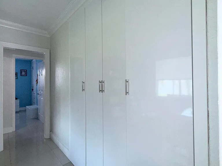9235 SW 41st St — Photo 34