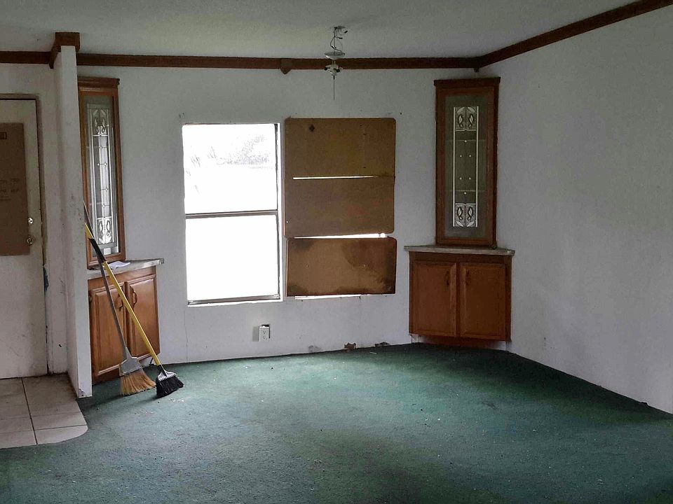 2nd image of 5050 Greyhound Ave