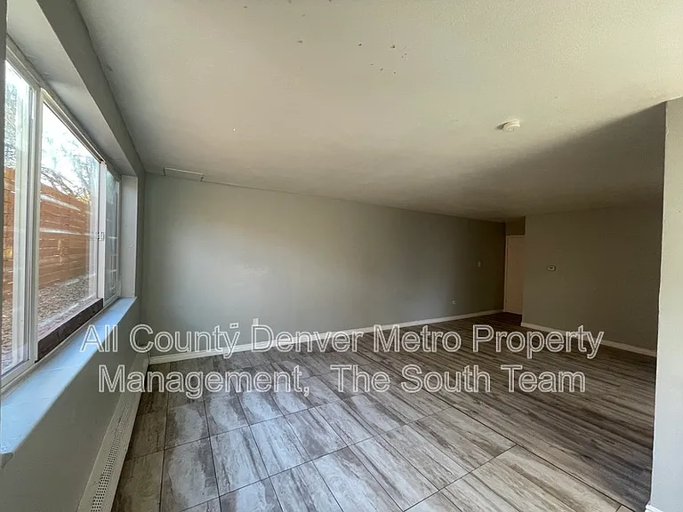 1590 Clinton St #6 — Photo 9
