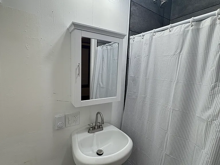 396 Sabattus St #1 — Photo 12