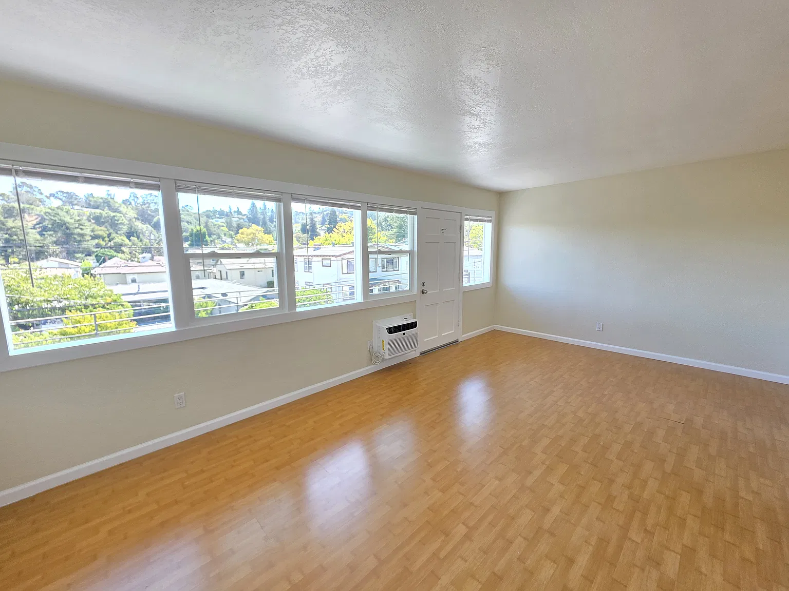1 bed, 500 sqft, $1,595 — Photo 3