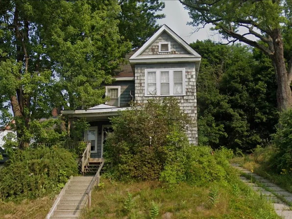 285 School Street, Berlin, NH 03570