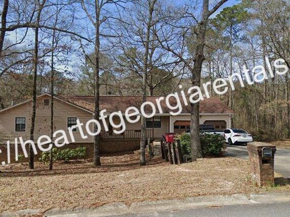 201 Dogwood Gln