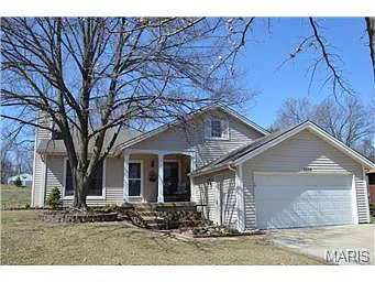 2529 Rain Forest Dr photo 1