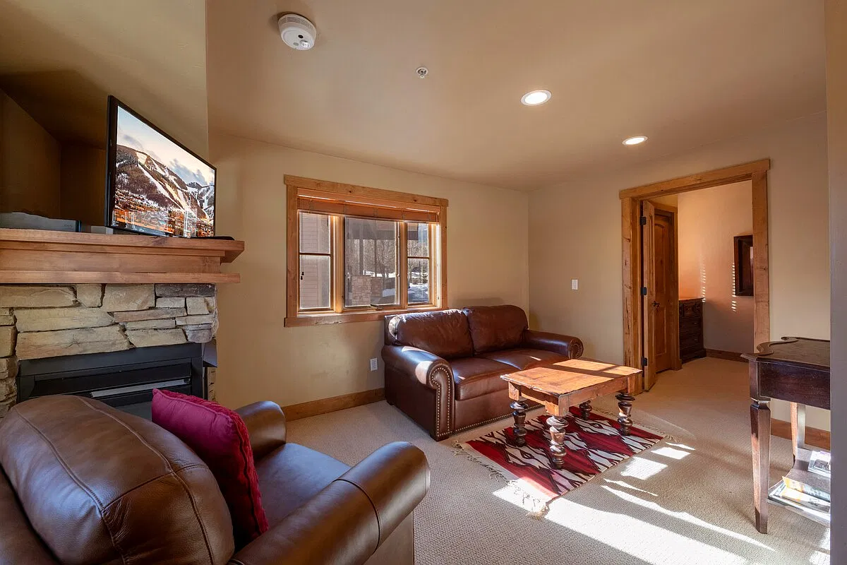 Living room with fireplace