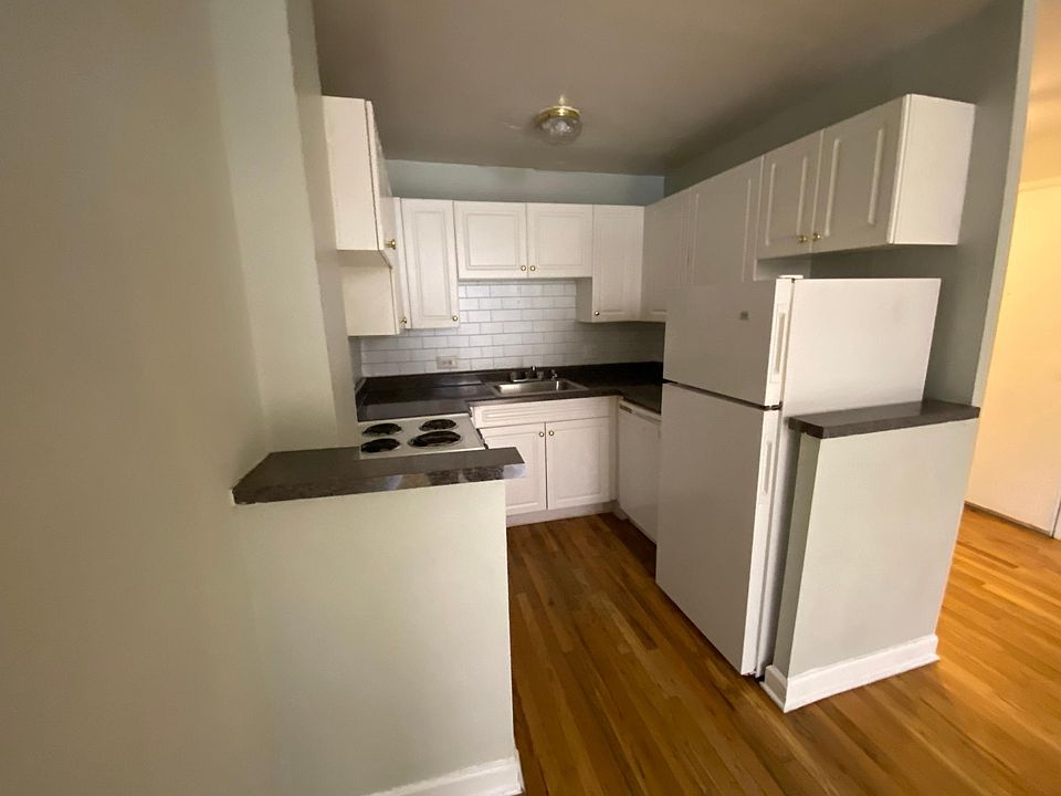 1st image of 1446 N Dearborn St #1AA