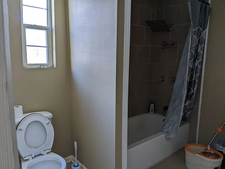 5835 Albert Dr — Photo 26