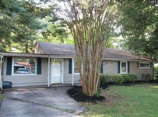 4504 Winterset Dr, Knoxville, TN 37912