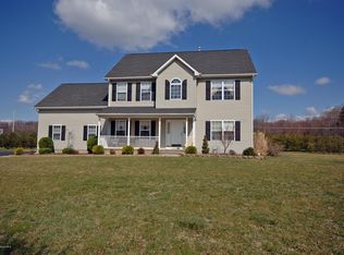 8 Letitia Dr, New Egypt, NJ 08533