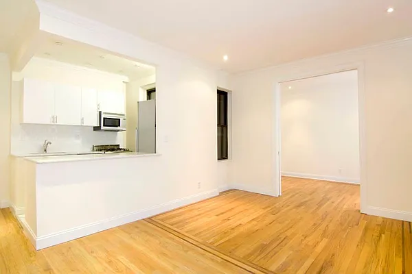 Rented by Town Residential | media 5