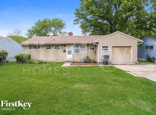 1302 SW Peggy Cir, Lees Summit, MO 64081