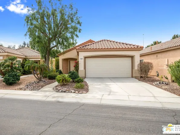 78629 Rockwell Cir, Palm Desert, CA 92211