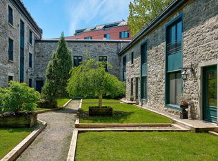 305 Rue De La Cmn #Oth-3, Montreal, QC H2Y 2E1