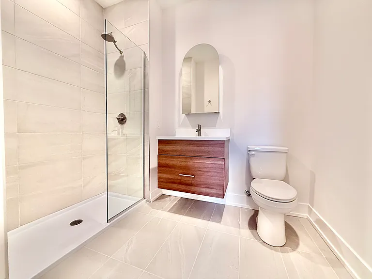 128 W Girard Ave #2O2 — Photo 15